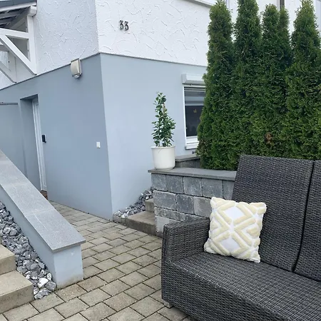 Апартаменты Am Sonnenhang Хильцинген